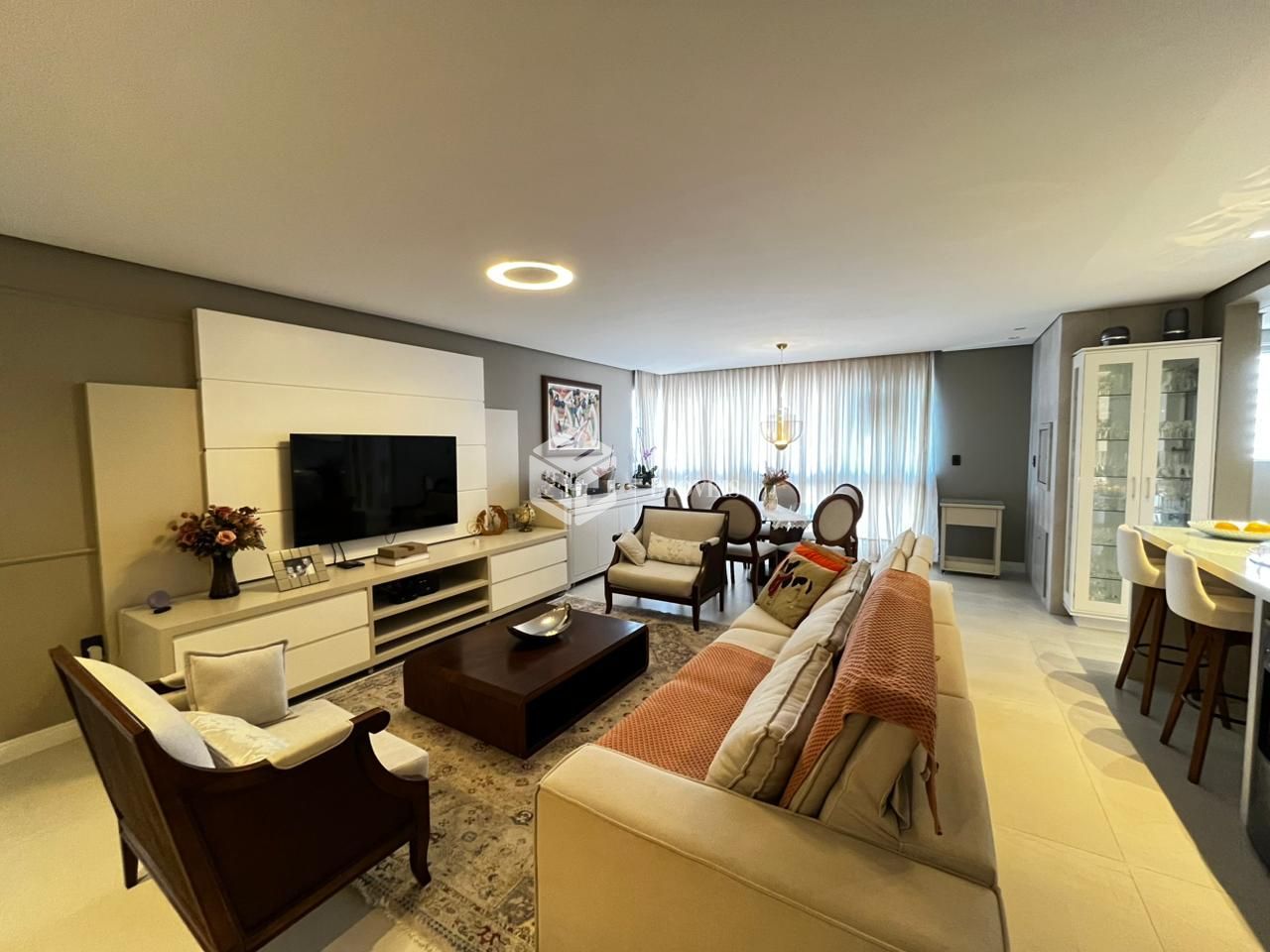 Apartamento à venda  no Centro - Balneário Camboriú, SC. Imóveis