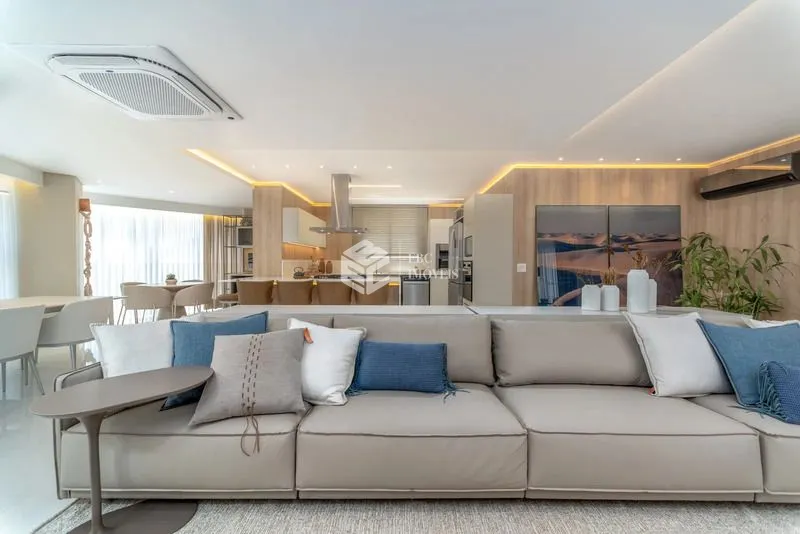 Apartamento com 4 Dormitórios à venda, 233 m² por R$ 13.200.000,00 Apartamento com 4 Dormitórios à venda, 233 m² por R$ 13.200.000,00