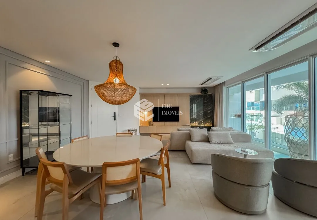Apartamento com 3 Dormitórios à venda, 173 m² por R$ 5.200.000,00 Apartamento com 3 Dormitórios à venda, 173 m² por R$ 5.200.000,00