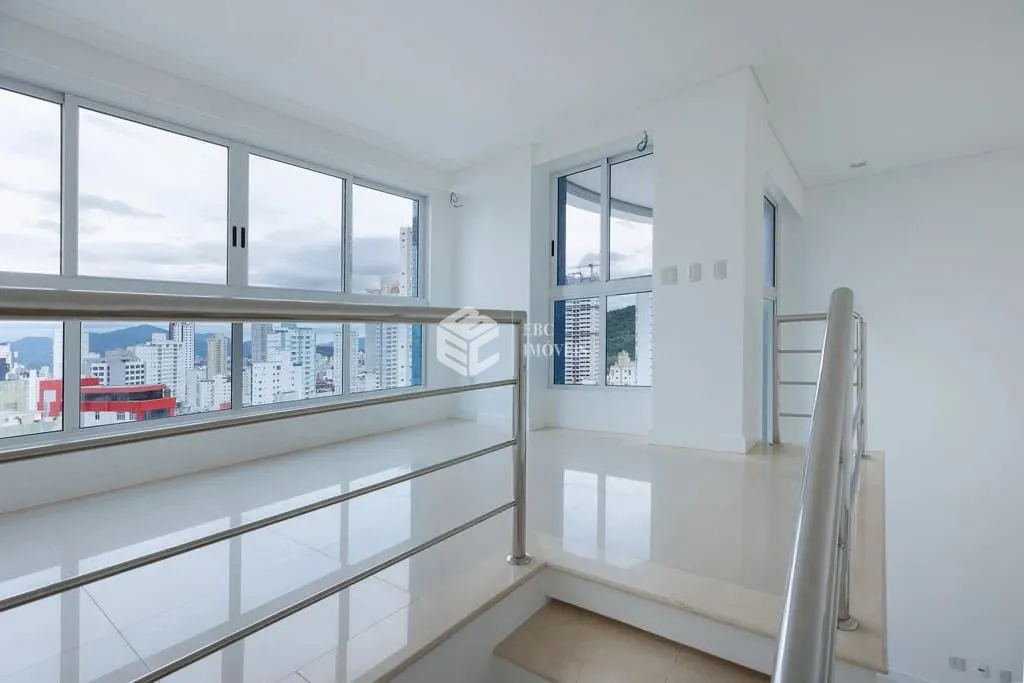 Apartamento com 2 Dormitórios à venda, 252 m² por R$ 3.995.000,00 Apartamento com 2 Dormitórios à venda, 252 m² por R$ 3.995.000,00