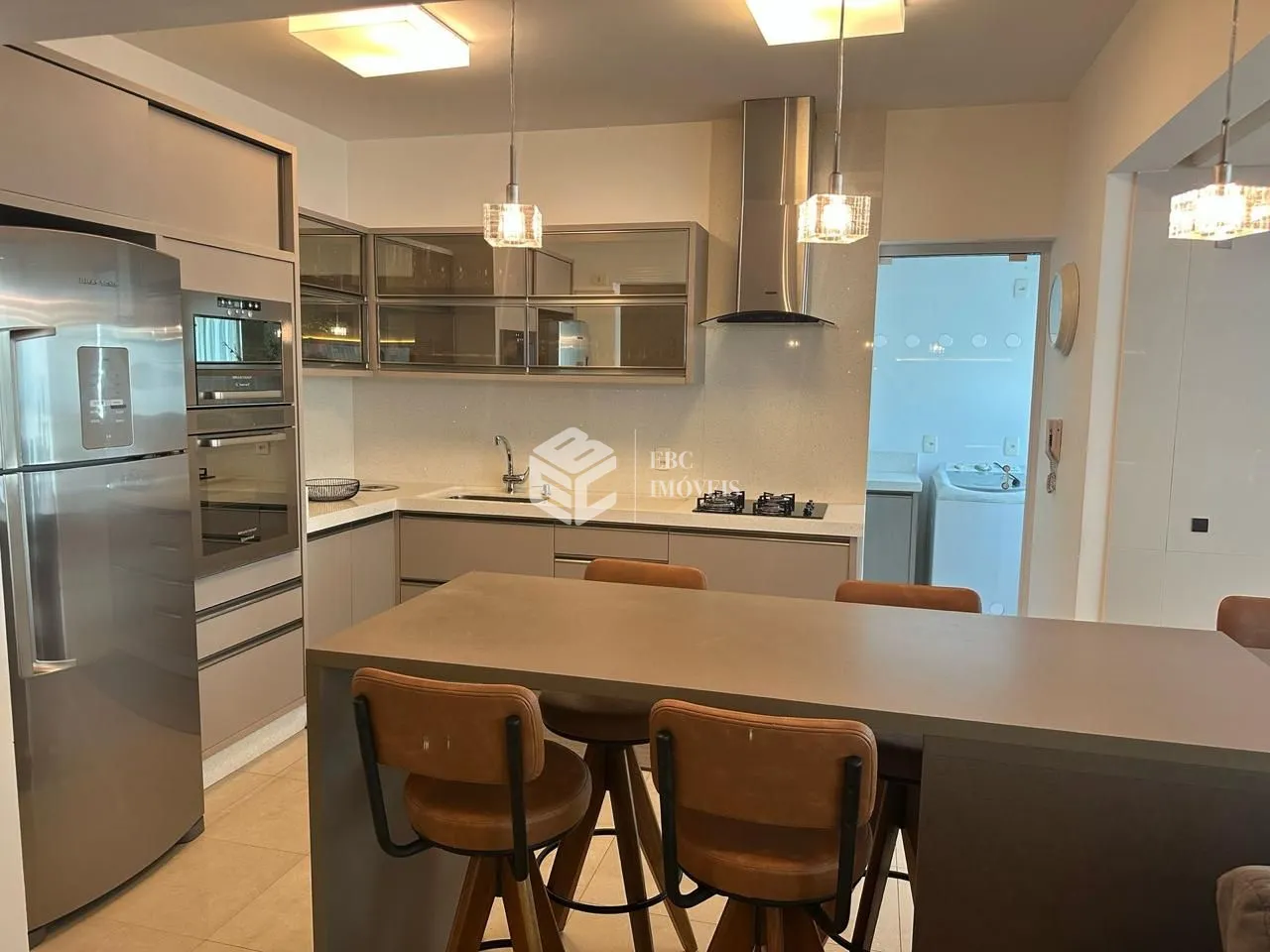 Apartamento com 3 Dormitórios à venda, 135 m² por R$ 4.000.000,00 Apartamento com 3 Dormitórios à venda, 135 m² por R$ 4.000.000,00