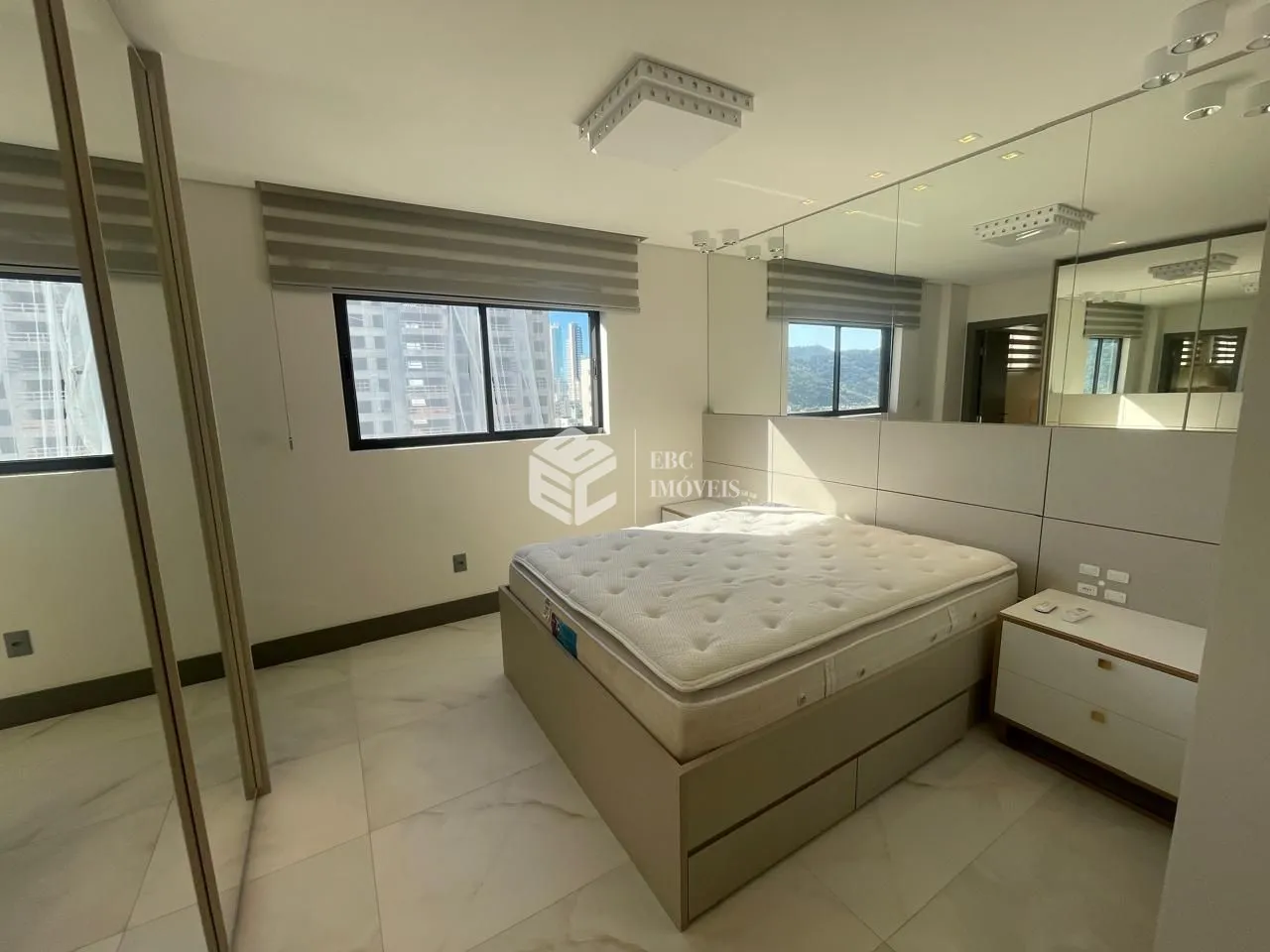 Apartamento com 3 Dormitórios à venda, 130 m² por R$ 2.870.000,00 Apartamento com 3 Dormitórios à venda, 130 m² por R$ 2.870.000,00