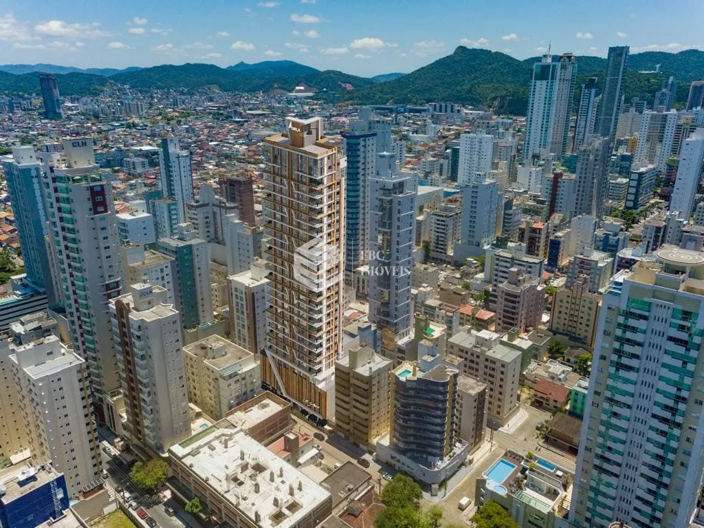 Apartamento com 4 Dormitórios à venda, 174 m² por R$ 4.060.000,00 Apartamento com 4 Dormitórios à venda, 174 m² por R$ 4.060.000,00