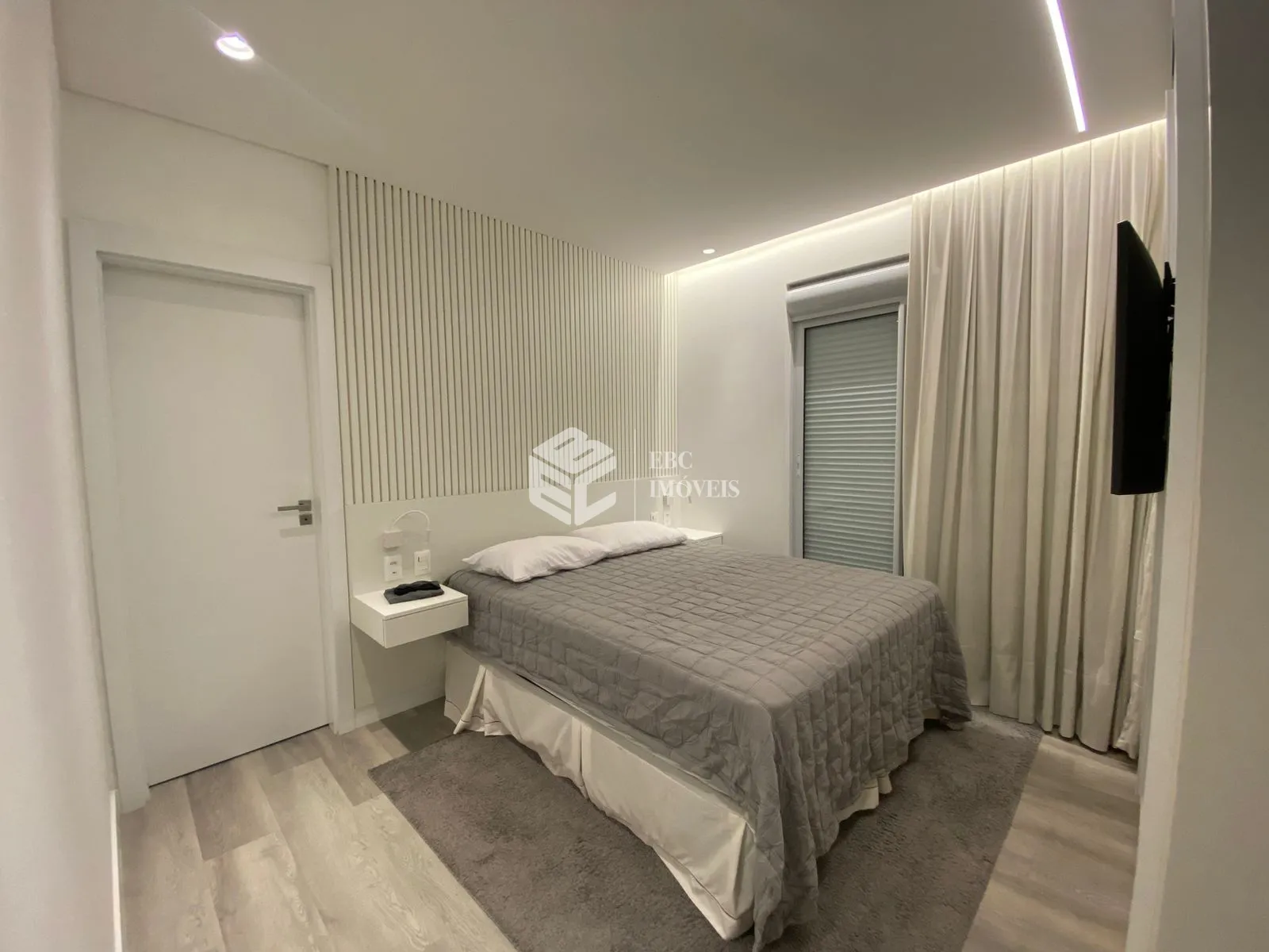 Apartamento com 2 Dormitórios à venda, 69 m² por R$ 1.500.000,00 Apartamento com 2 Dormitórios à venda, 69 m² por R$ 1.500.000,00