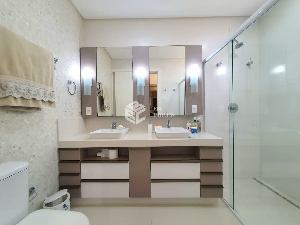 Apartamento, 4 quartos, 212 m² - Foto 14