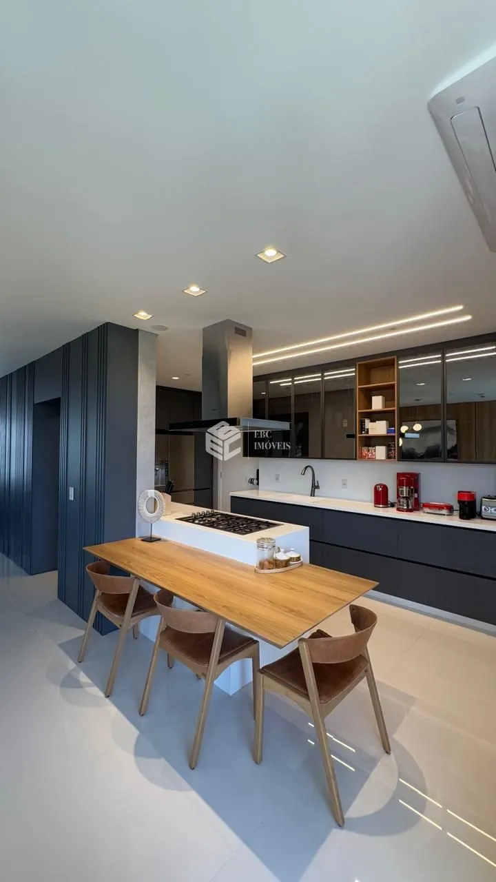 Apartamento com 4 Dormitórios à venda, 261 m² por R$ 12.000.000,00 Apartamento com 4 Dormitórios à venda, 261 m² por R$ 12.000.000,00