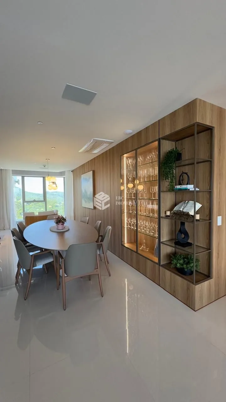 Apartamento com 4 Dormitórios à venda, 261 m² por R$ 12.000.000,00 Apartamento com 4 Dormitórios à venda, 261 m² por R$ 12.000.000,00