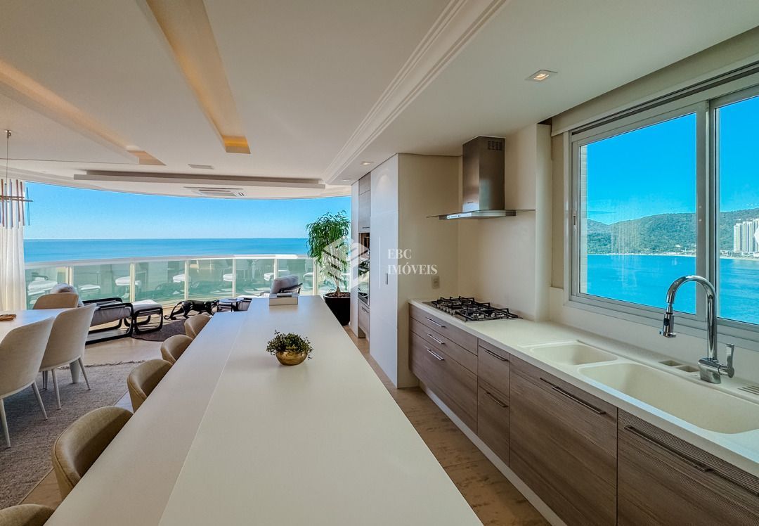 Cobertura, 3 quartos, 273 m² - Foto 11
