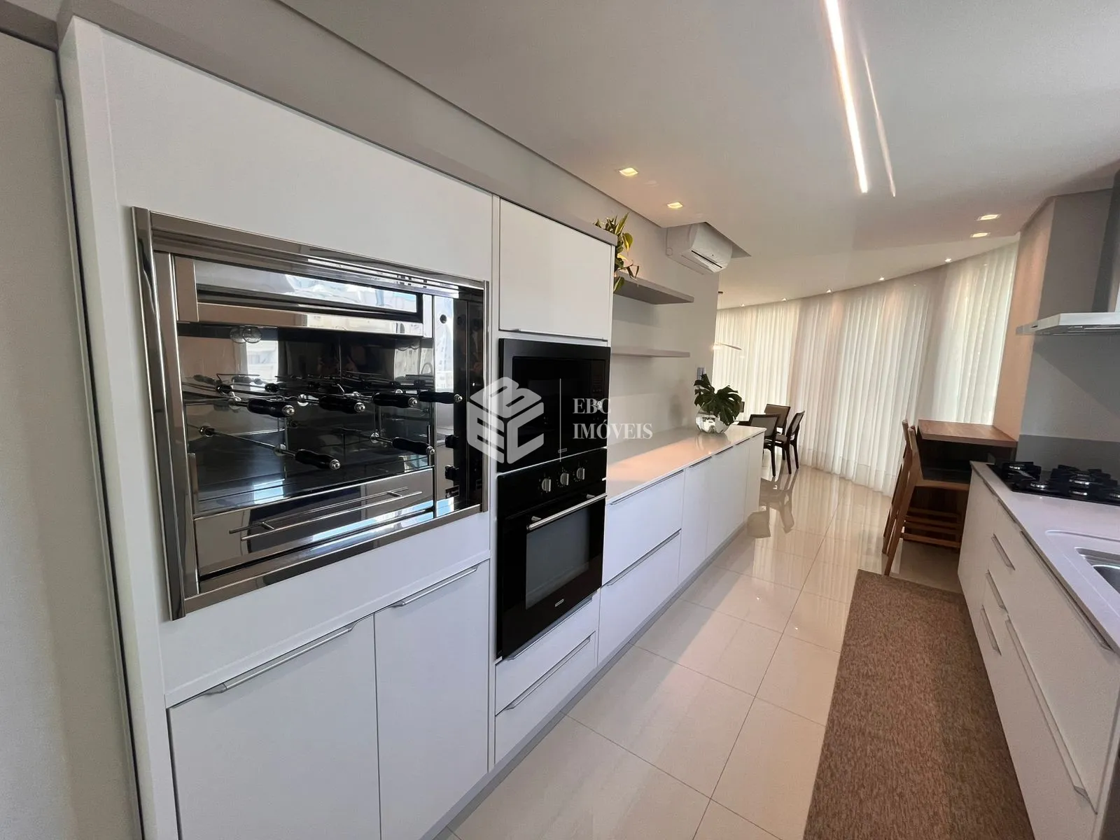 Apartamento com 4 Dormitórios à venda, 132 m² por R$ 6.502.000,00 Apartamento com 4 Dormitórios à venda, 132 m² por R$ 6.502.000,00