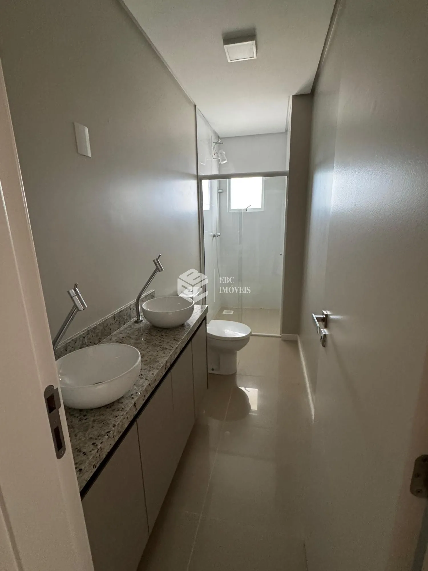 Apartamento com 2 Dormitórios à venda, 71 m² por R$ 840.000,00 Apartamento com 2 Dormitórios à venda, 71 m² por R$ 840.000,00