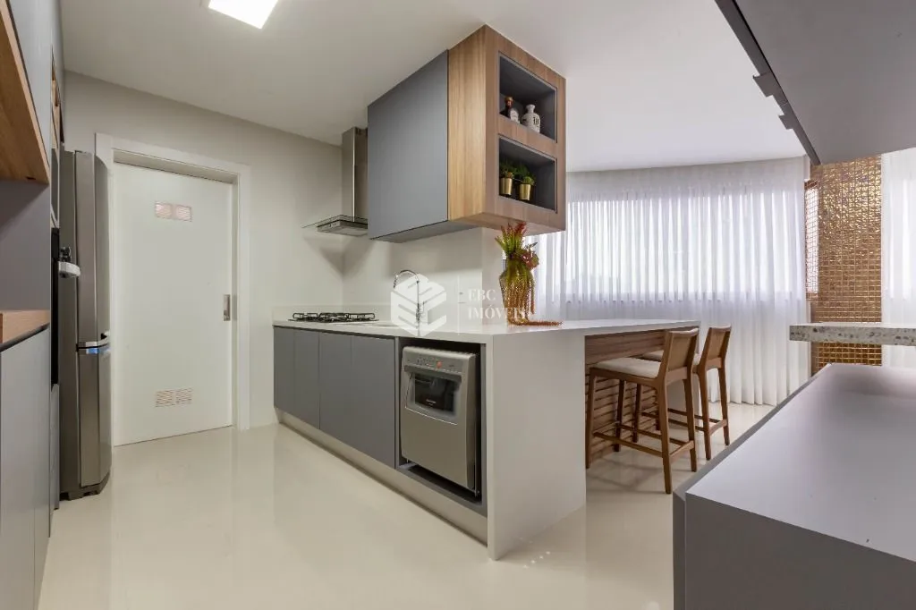 Apartamento com 4 Dormitórios à venda, 150 m² por R$ 4.115.000,00 Apartamento com 4 Dormitórios à venda, 150 m² por R$ 4.115.000,00