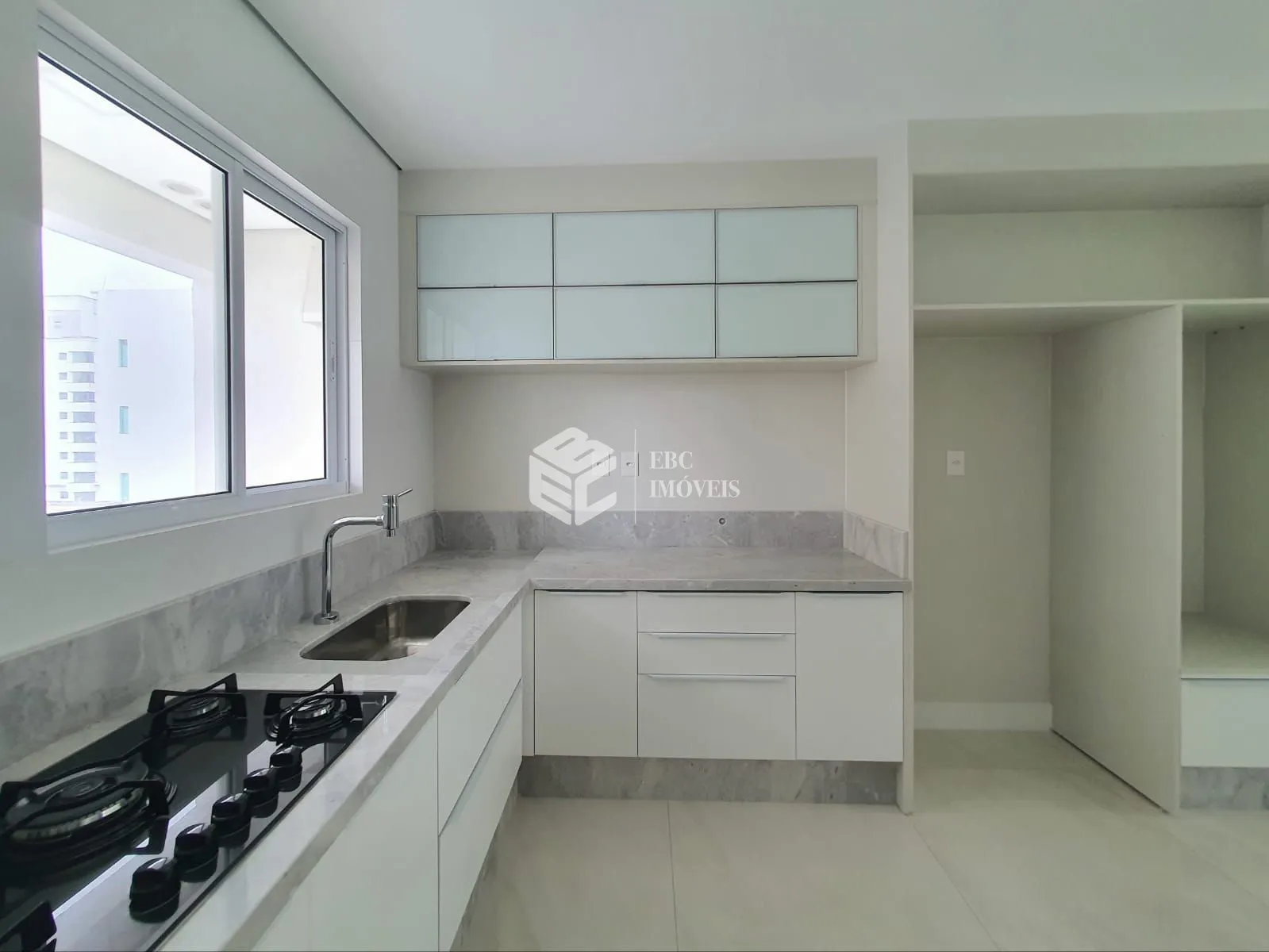 Apartamento com 3 Dormitórios à venda, 120 m² por R$ 2.300.000,00 Apartamento com 3 Dormitórios à venda, 120 m² por R$ 2.300.000,00