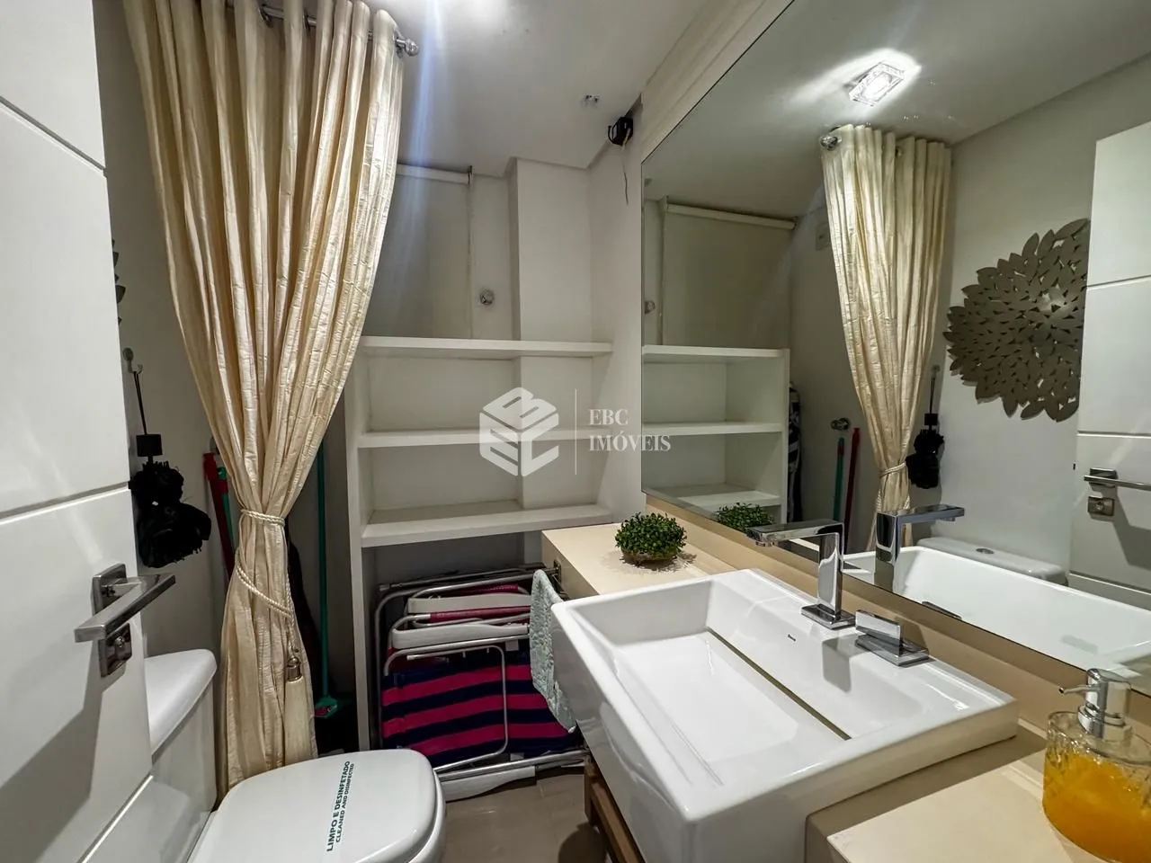 Apartamento com 3 Dormitórios à venda, 134 m² por R$ 1.400.000,00 Apartamento com 3 Dormitórios à venda, 134 m² por R$ 1.400.000,00