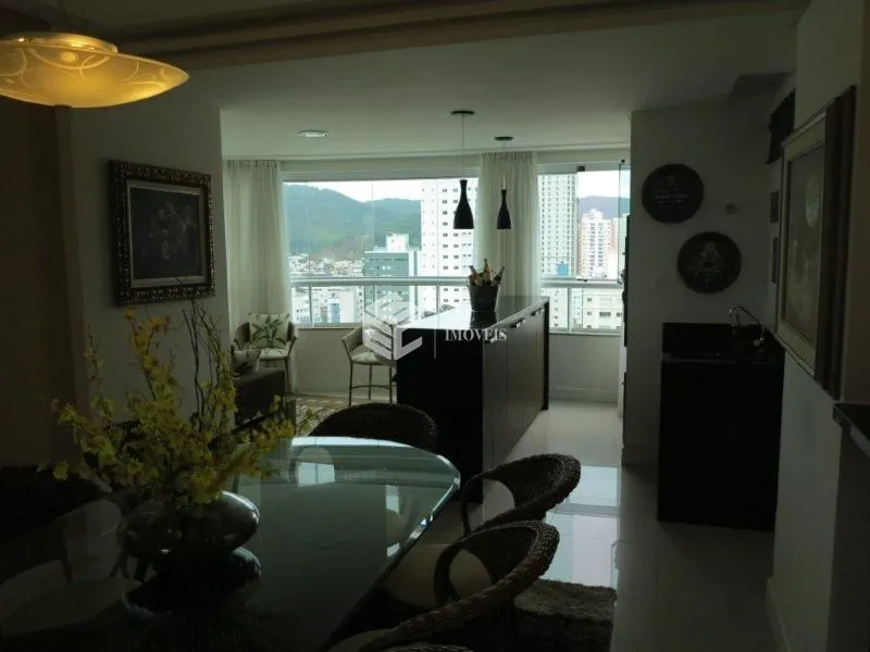 Apartamento com 3 Dormitórios à venda, 123 m² por R$ 2.650.000,00 Apartamento com 3 Dormitórios à venda, 123 m² por R$ 2.650.000,00