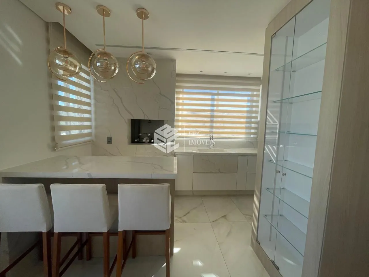 Apartamento com 3 Dormitórios à venda, 130 m² por R$ 2.870.000,00 Apartamento com 3 Dormitórios à venda, 130 m² por R$ 2.870.000,00