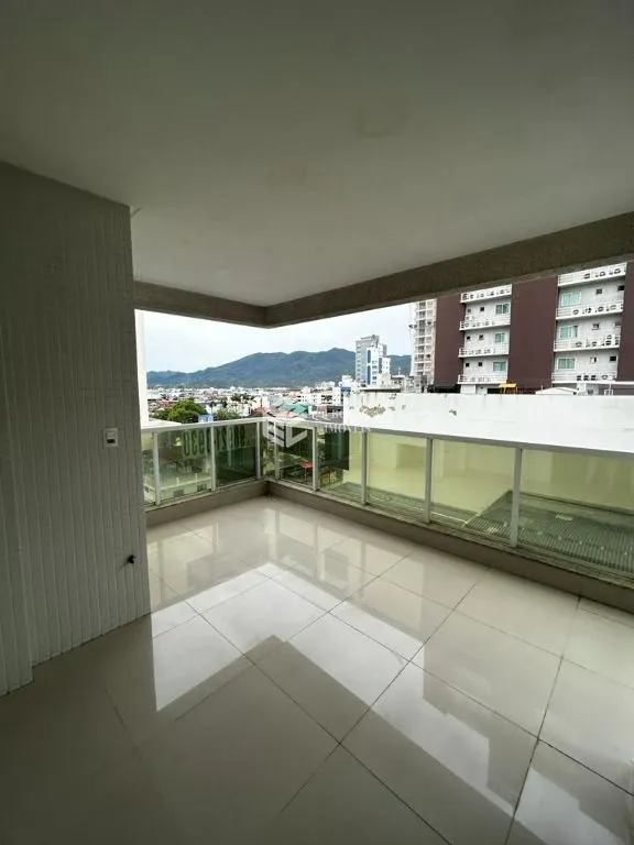 Apartamento com 3 Dormitórios à venda, 127 m² por R$ 1.300.000,00 Apartamento com 3 Dormitórios à venda, 127 m² por R$ 1.300.000,00