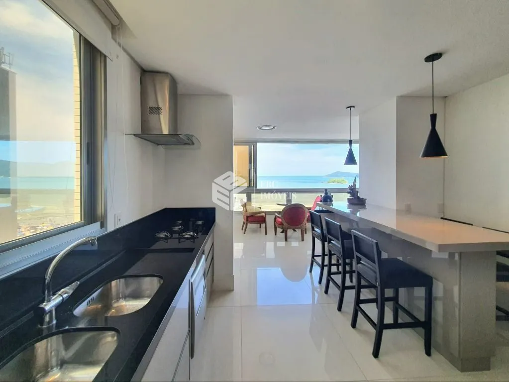 Apartamento com 4 Dormitórios à venda, 212 m² por R$ 15.000.000,00 Apartamento com 4 Dormitórios à venda, 212 m² por R$ 15.000.000,00