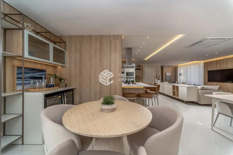 Apartamento com 4 Dormitórios à venda, 233 m² por R$ 13.200.000,00 Apartamento com 4 Dormitórios à venda, 233 m² por R$ 13.200.000,00