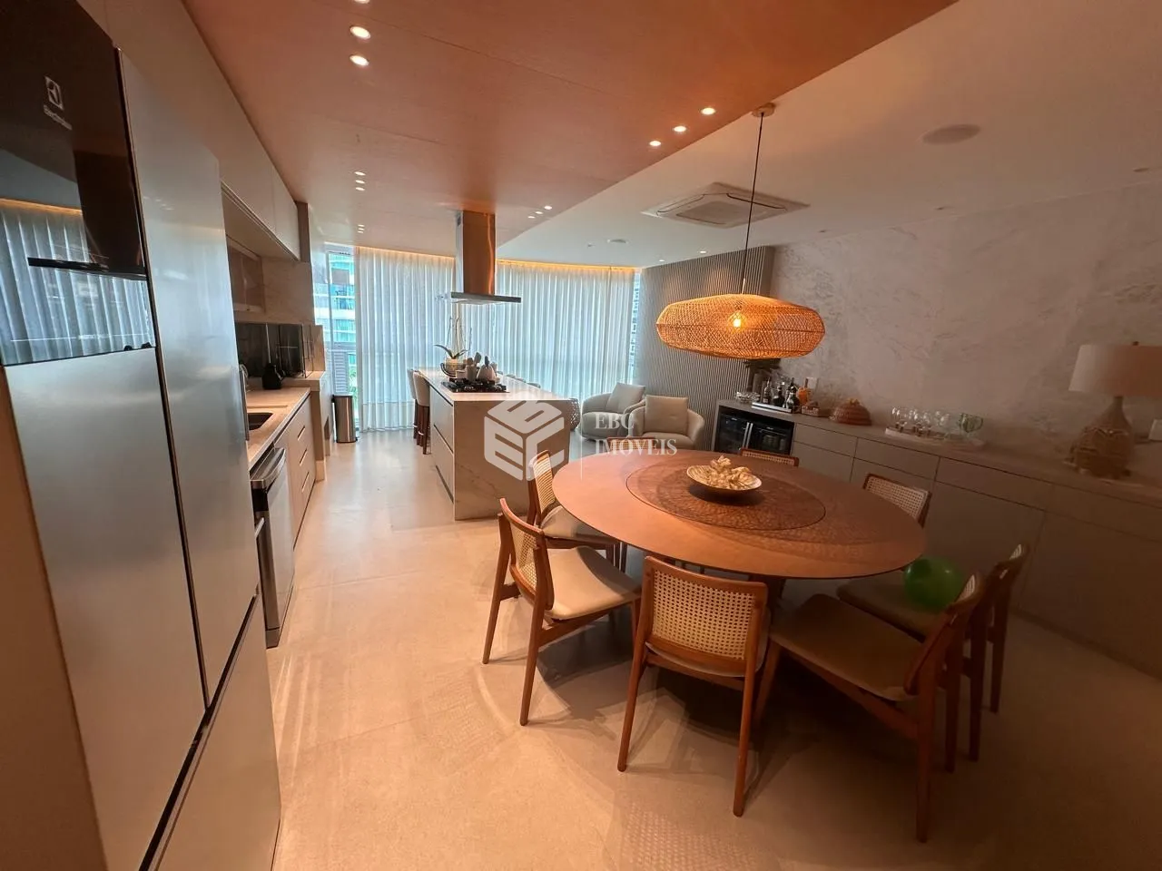Apartamento com 4 Dormitórios à venda, 180 m² por R$ 6.500.000,00 Apartamento com 4 Dormitórios à venda, 180 m² por R$ 6.500.000,00