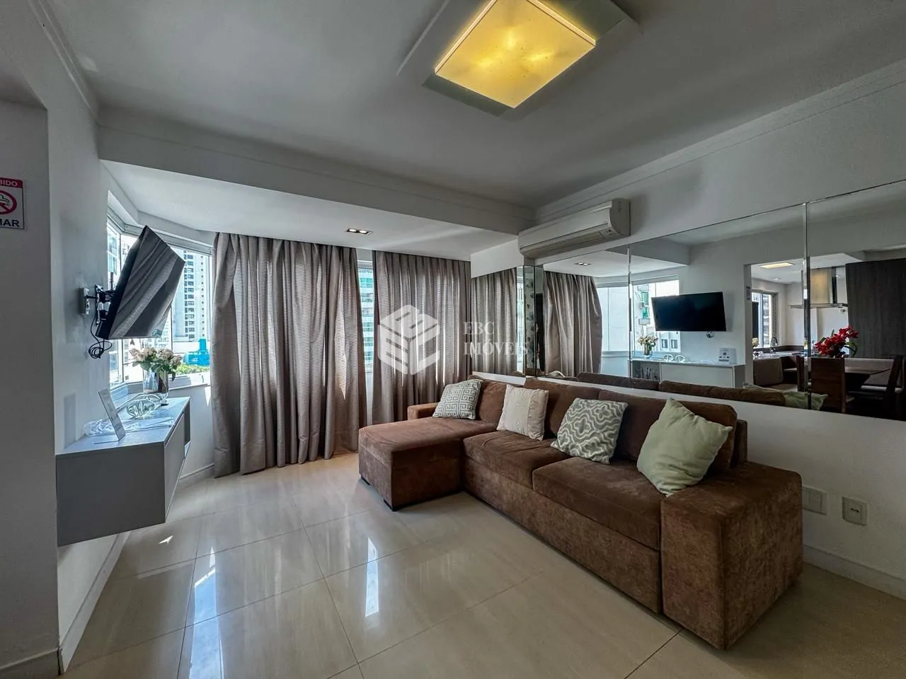 Apartamento com 3 Dormitórios à venda, 134 m² por R$ 1.400.000,00 Apartamento com 3 Dormitórios à venda, 134 m² por R$ 1.400.000,00