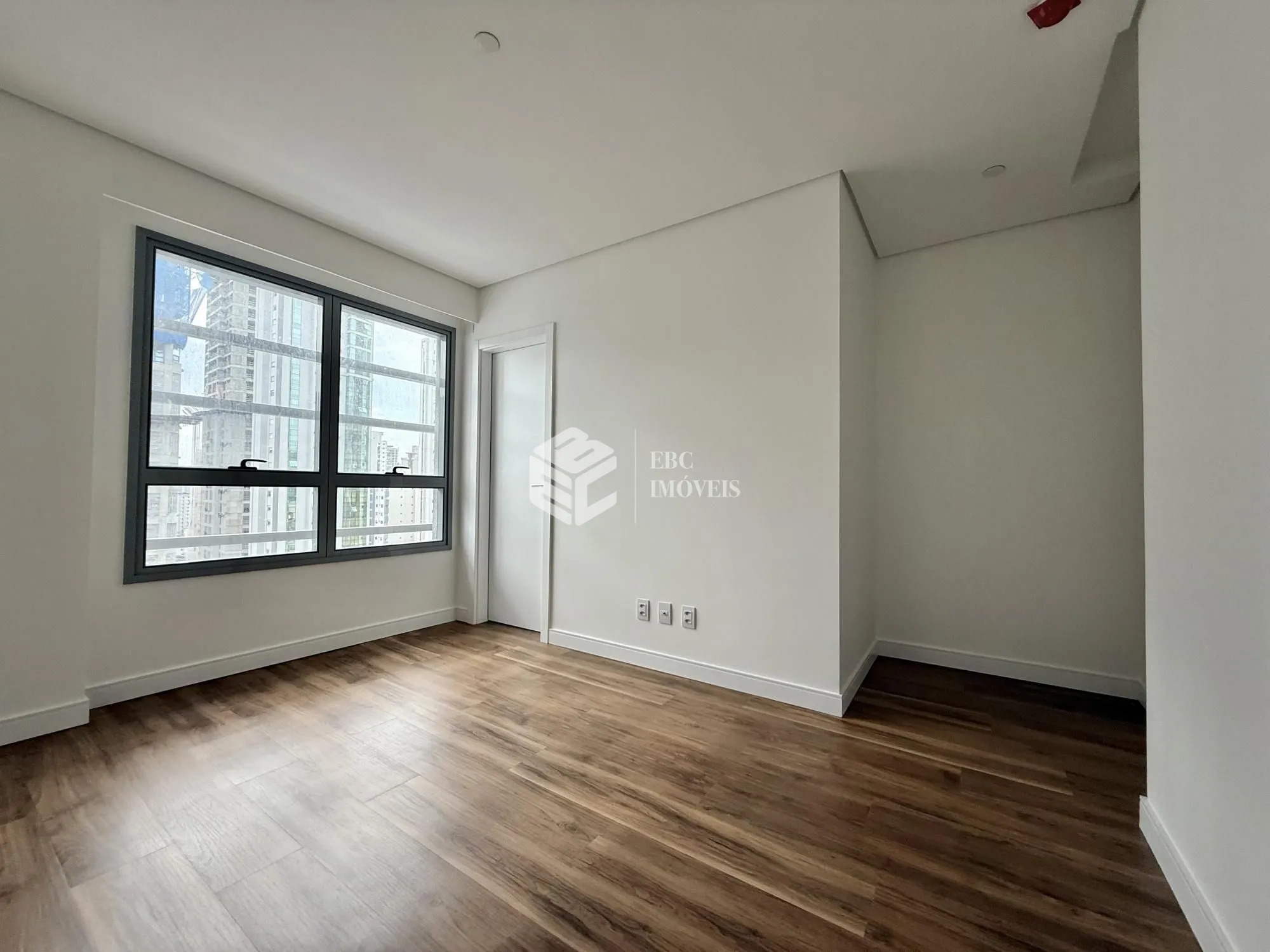 Apartamento com 4 Dormitórios à venda, 171 m² por R$ 5.100.000,00 Apartamento com 4 Dormitórios à venda, 171 m² por R$ 5.100.000,00