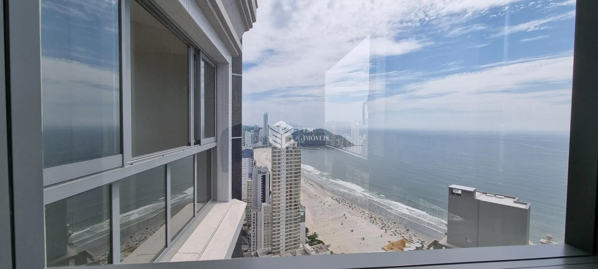 Apartamento com 4 Dormitórios à venda, 182 m² por R$ 9.185.000,00 Apartamento com 4 Dormitórios à venda, 182 m² por R$ 9.185.000,00
