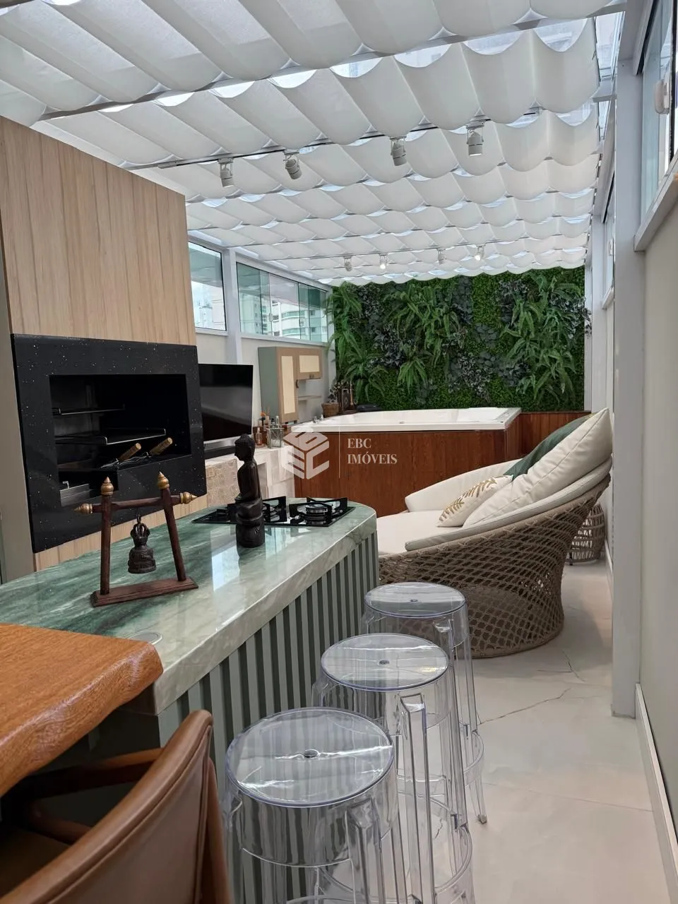 Apartamento à venda  no Centro - Balneário Camboriú, SC. Imóveis