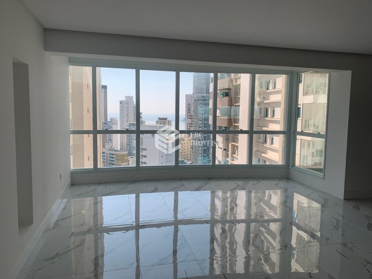 Apartamento à venda  no Centro - Balneário Camboriú, SC. Imóveis
