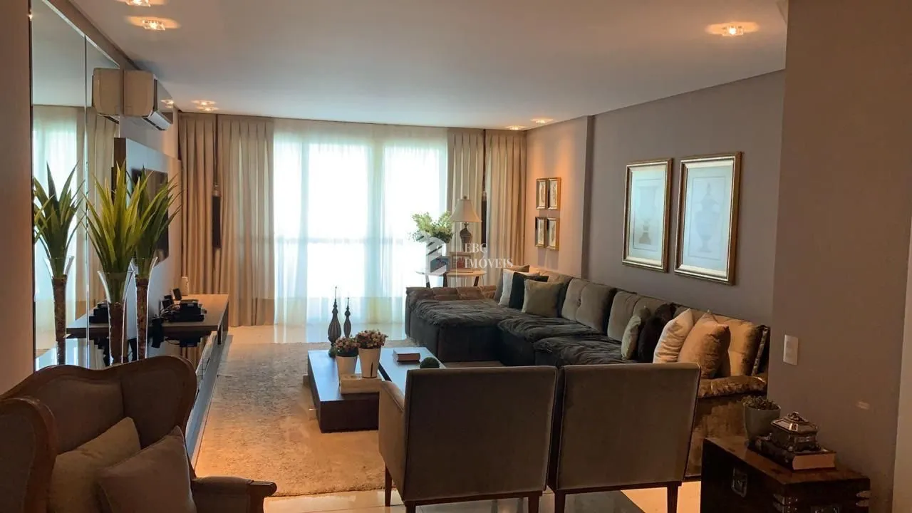 Apartamento com 4 Dormitórios à venda, 243 m² por R$ 11.900.000,00 Apartamento com 4 Dormitórios à venda, 243 m² por R$ 11.900.000,00