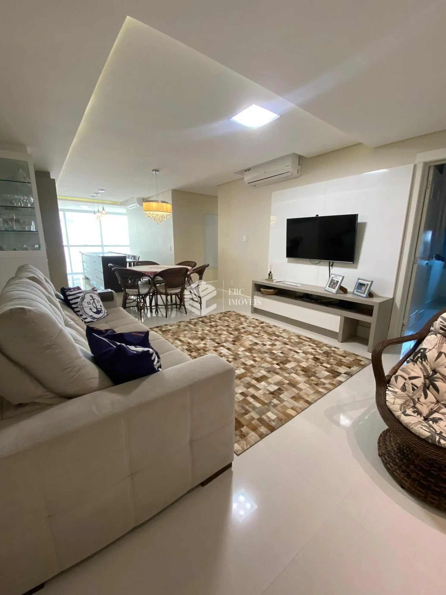 Apartamento com 3 Dormitórios à venda, 117 m² por R$ 2.850.000,00 Apartamento com 3 Dormitórios à venda, 117 m² por R$ 2.850.000,00