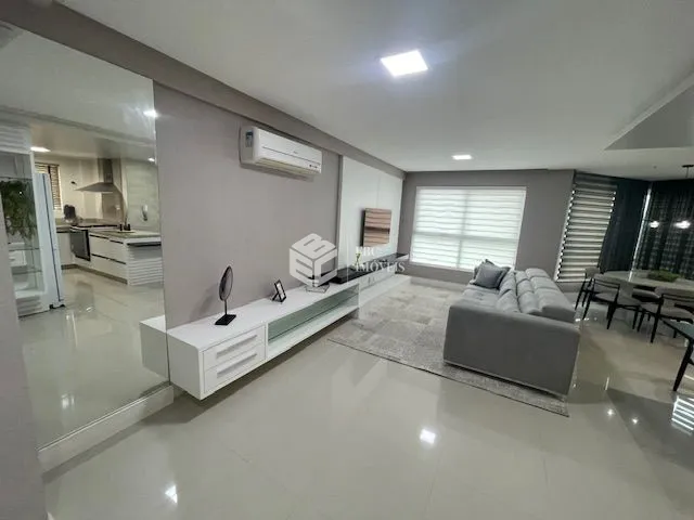 Apartamento com 3 Dormitórios à venda, 136 m² por R$ 2.700.000,00 Apartamento com 3 Dormitórios à venda, 136 m² por R$ 2.700.000,00