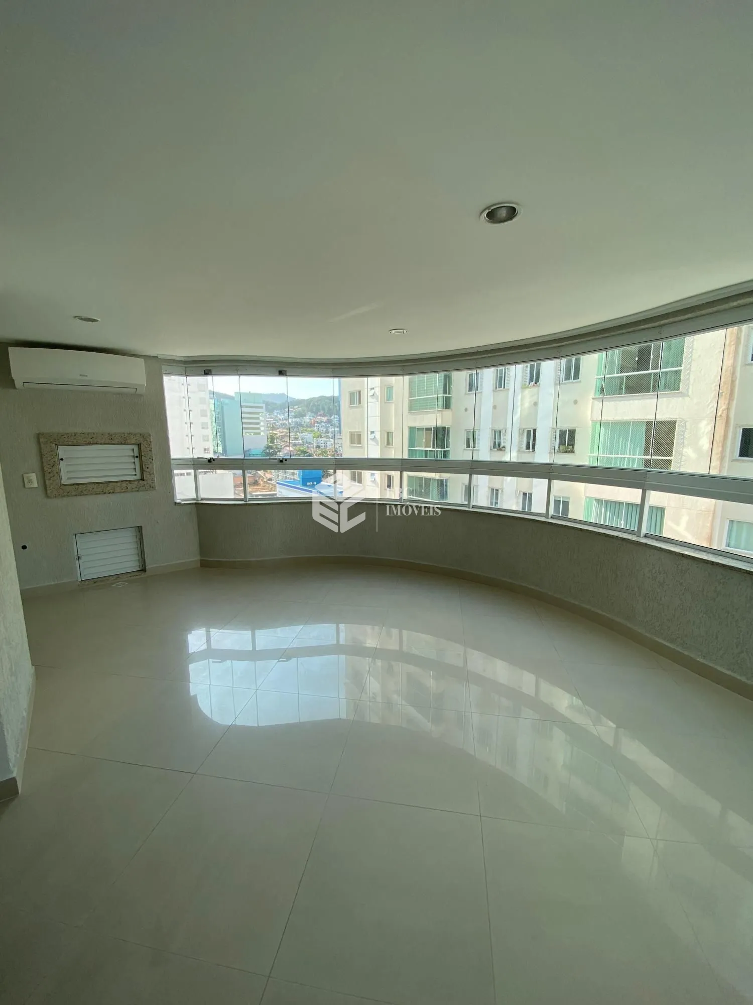 Apartamento à venda  no Pioneiros - Balneário Camboriú, SC. Imóveis