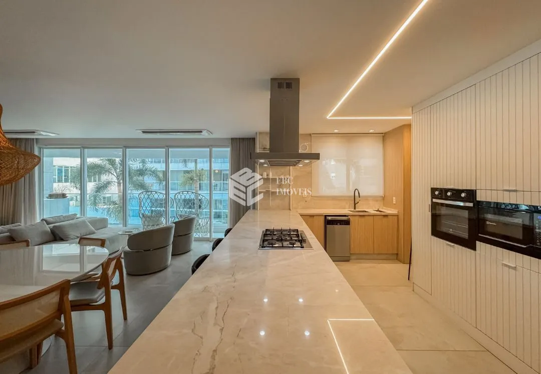 Apartamento com 3 Dormitórios à venda, 173 m² por R$ 5.200.000,00 Apartamento com 3 Dormitórios à venda, 173 m² por R$ 5.200.000,00