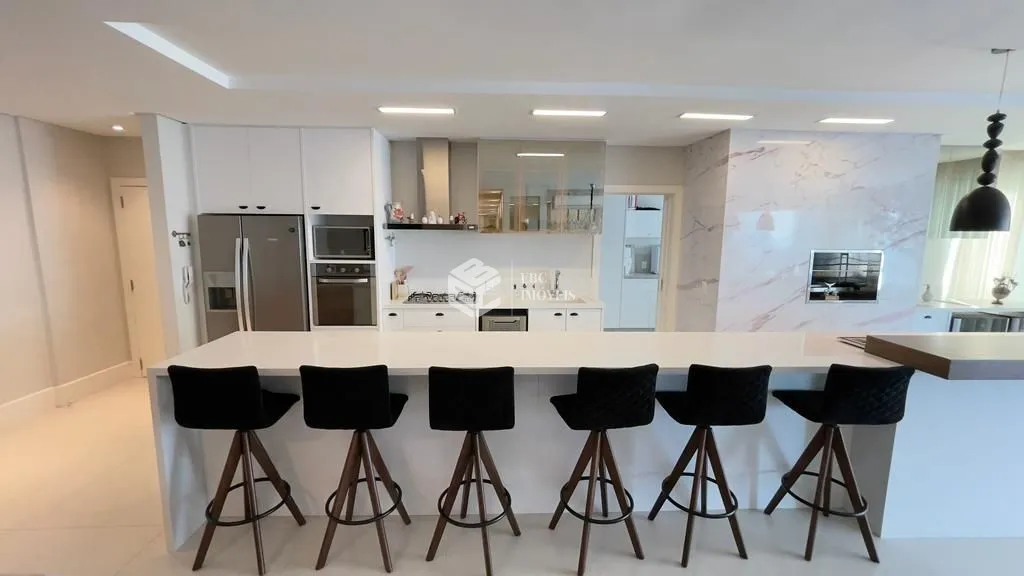 Apartamento com 3 Dormitórios à venda, 199 m² por R$ 7.500.000,00 Apartamento com 3 Dormitórios à venda, 199 m² por R$ 7.500.000,00