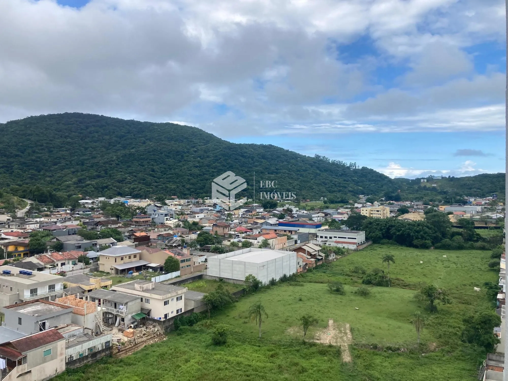 Apartamento com 2 Dormitórios à venda, 53 m² por R$ 690.000,00 Apartamento com 2 Dormitórios à venda, 53 m² por R$ 690.000,00