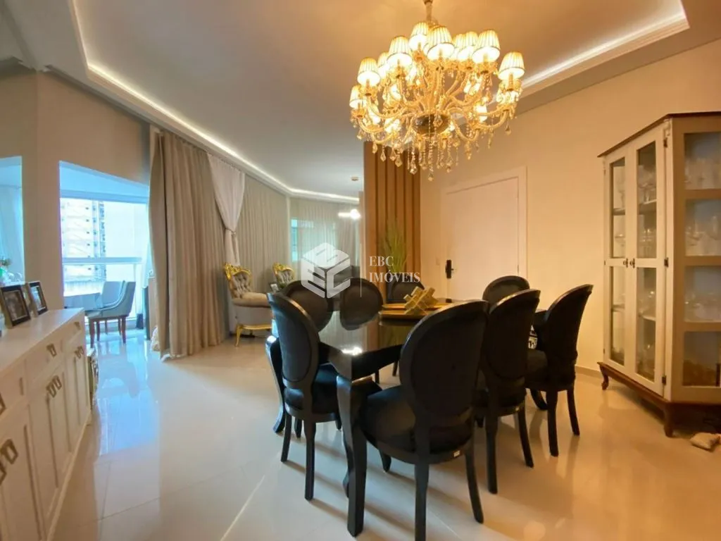 Apartamento à venda  no Meia Praia - Itapema, SC. Imóveis