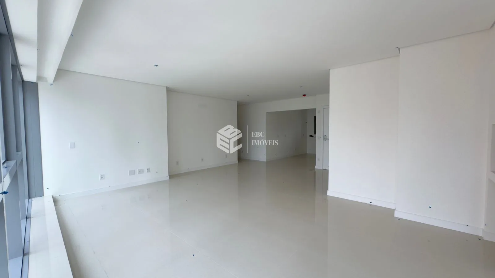 Apartamento com 4 Dormitórios à venda, 171 m² por R$ 4.900.000,00 Apartamento com 4 Dormitórios à venda, 171 m² por R$ 4.900.000,00