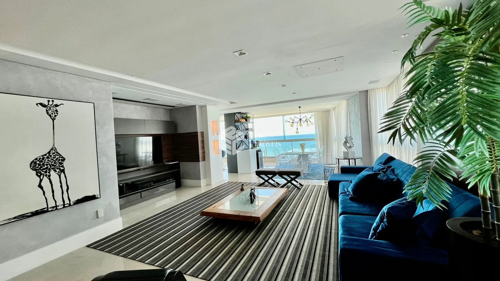Apartamento com 4 Dormitórios à venda, 242 m² por R$ 12.800.000,00 Apartamento com 4 Dormitórios à venda, 242 m² por R$ 12.800.000,00