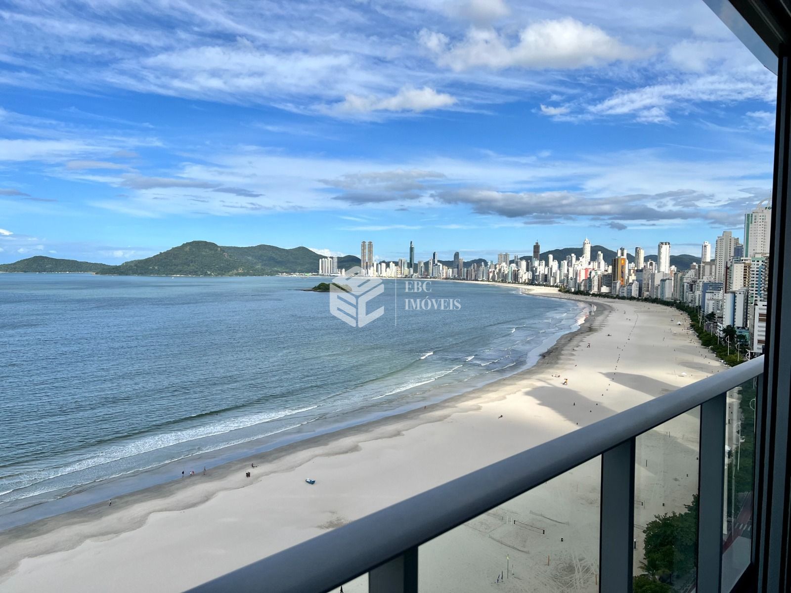 Apartamento à venda  no Centro - Balneário Camboriú, SC. Imóveis