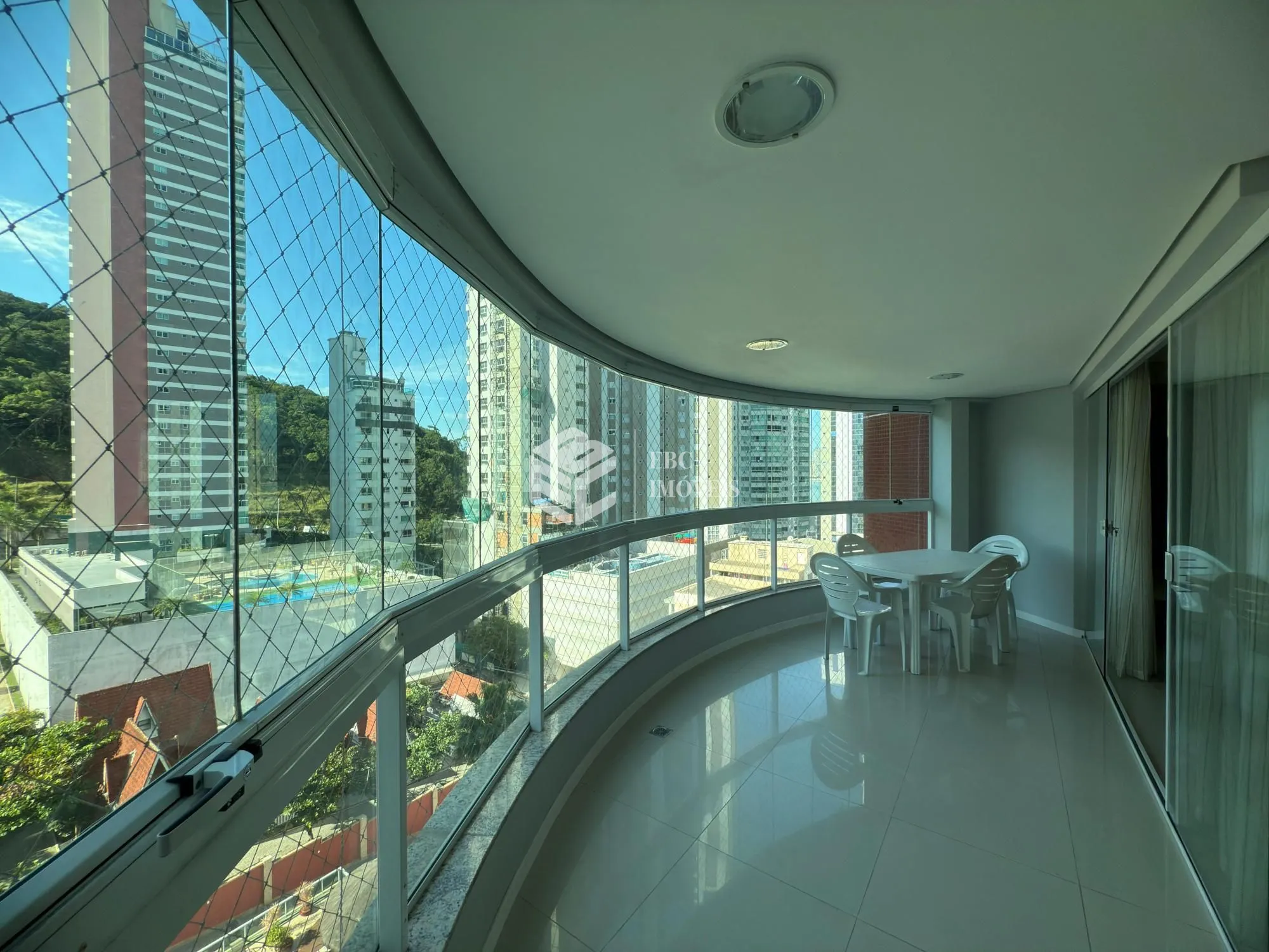 Apartamento à venda  no Pioneiros - Balneário Camboriú, SC. Imóveis