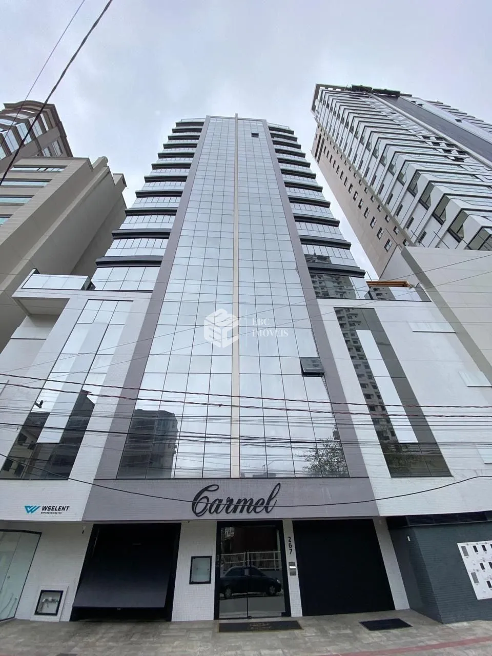 Apartamento com 3 Dormitórios à venda, 124 m² por R$ 2.800.000,00 Apartamento com 3 Dormitórios à venda, 124 m² por R$ 2.800.000,00