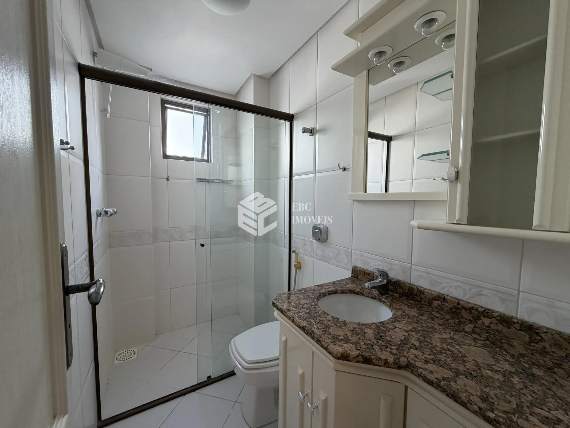 Apartamento com 3 Dormitórios à venda, 108 m² por R$ 2.490.000,00 Apartamento com 3 Dormitórios à venda, 108 m² por R$ 2.490.000,00