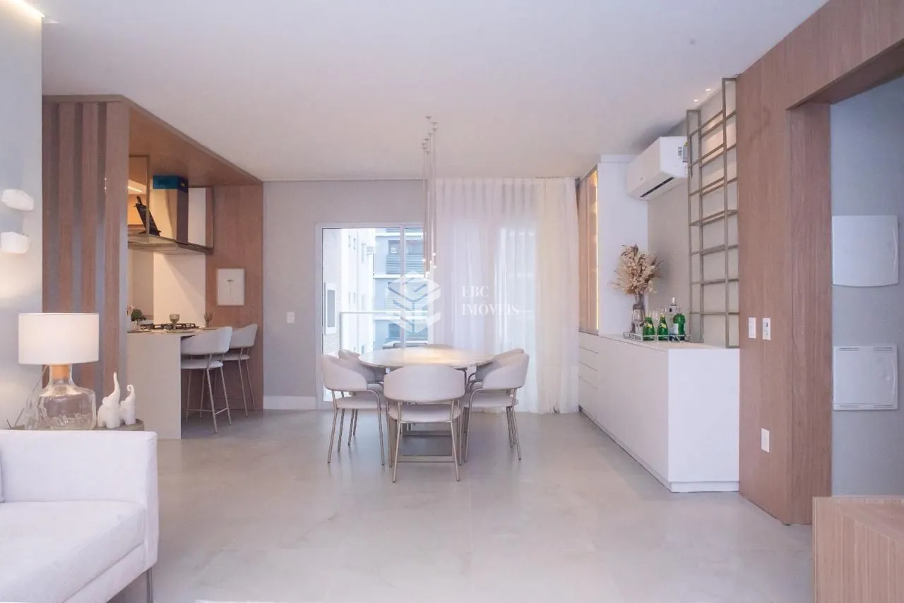 Apartamento com 3 Dormitórios à venda, 131 m² por R$ 3.800.000,00 Apartamento com 3 Dormitórios à venda, 131 m² por R$ 3.800.000,00