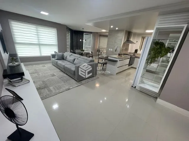 Apartamento com 3 Dormitórios à venda, 136 m² por R$ 2.700.000,00 Apartamento com 3 Dormitórios à venda, 136 m² por R$ 2.700.000,00