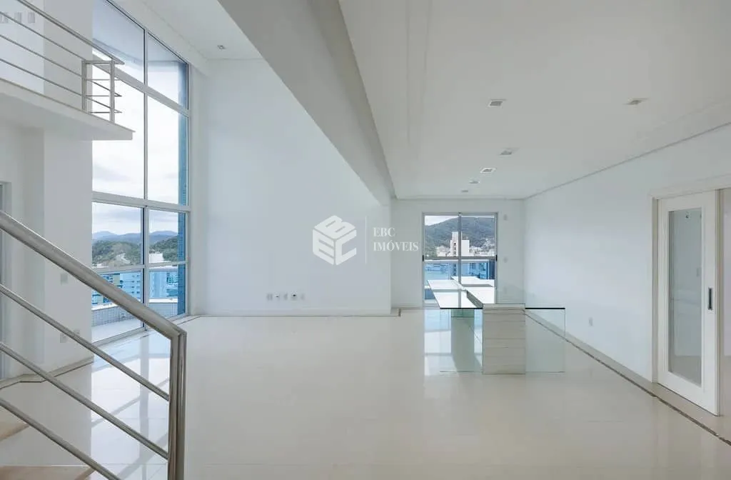Apartamento com 2 Dormitórios à venda, 252 m² por R$ 3.995.000,00 Apartamento com 2 Dormitórios à venda, 252 m² por R$ 3.995.000,00