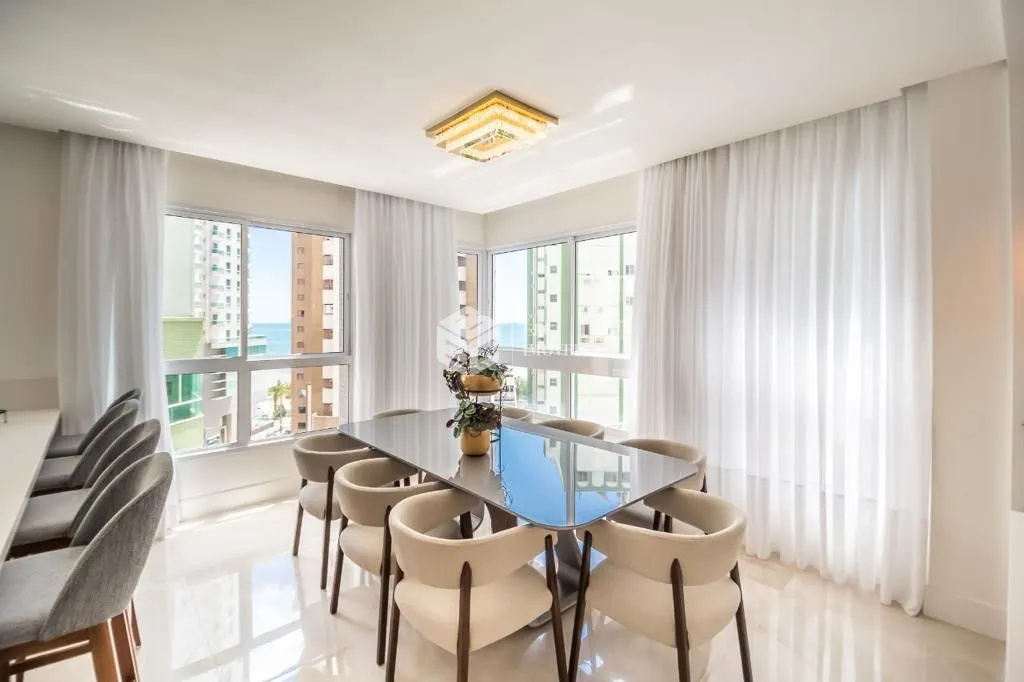 Apartamento com 4 Dormitórios à venda, 171 m² por R$ 7.005.359,00 Apartamento com 4 Dormitórios à venda, 171 m² por R$ 7.005.359,00