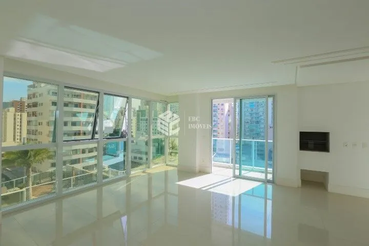 Apartamento à venda  no Centro - Balneário Camboriú, SC. Imóveis