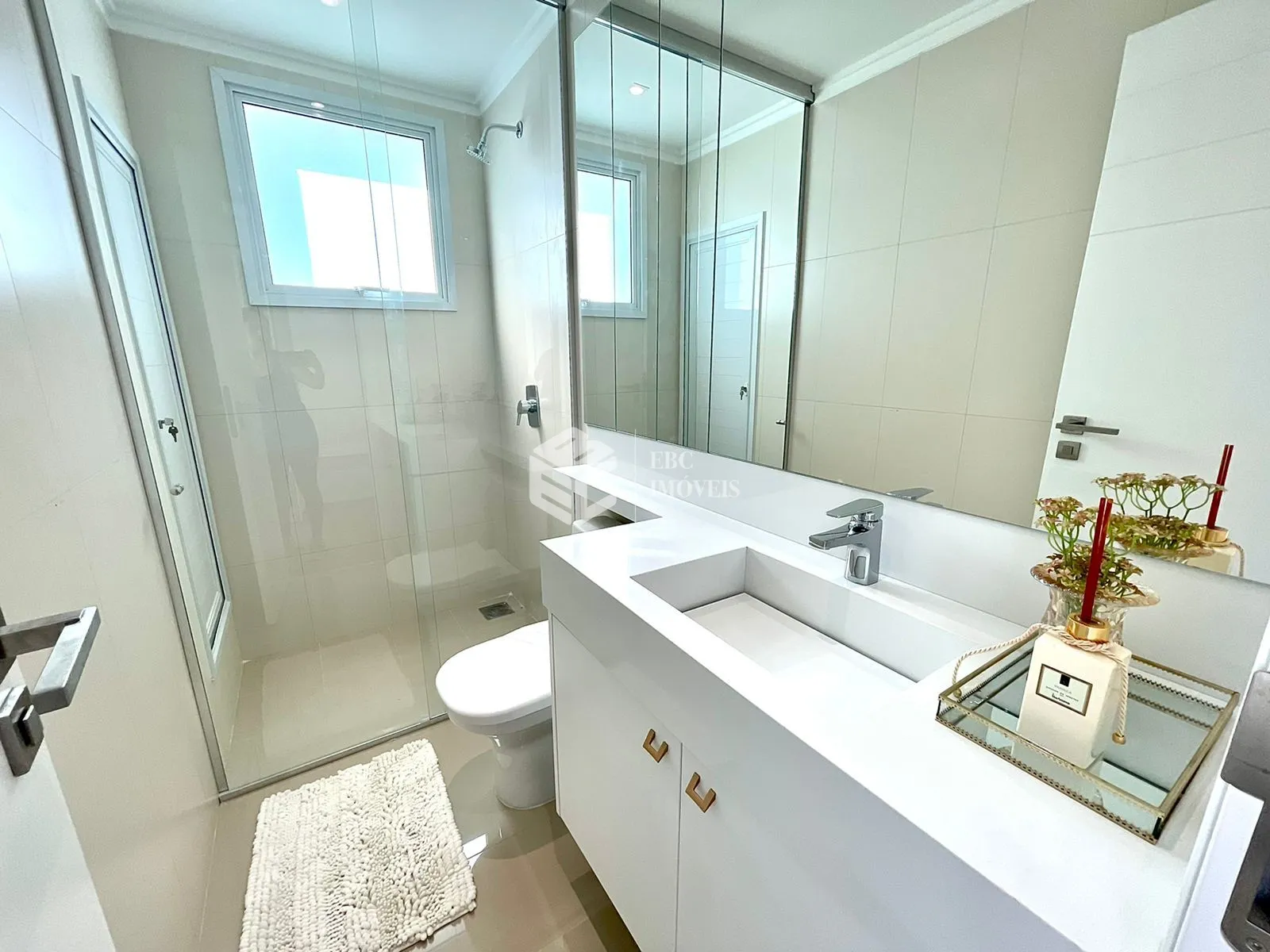 Apartamento com 4 Dormitórios à venda, 131 m² por R$ 6.700.000,00 Apartamento com 4 Dormitórios à venda, 131 m² por R$ 6.700.000,00