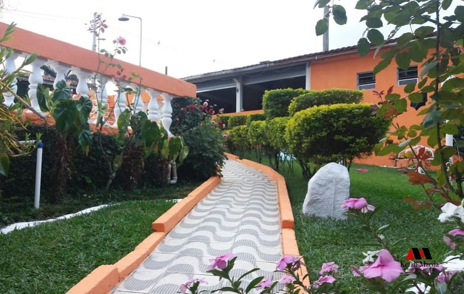 Chácara à venda com 8 quartos, 400m² - Foto 8
