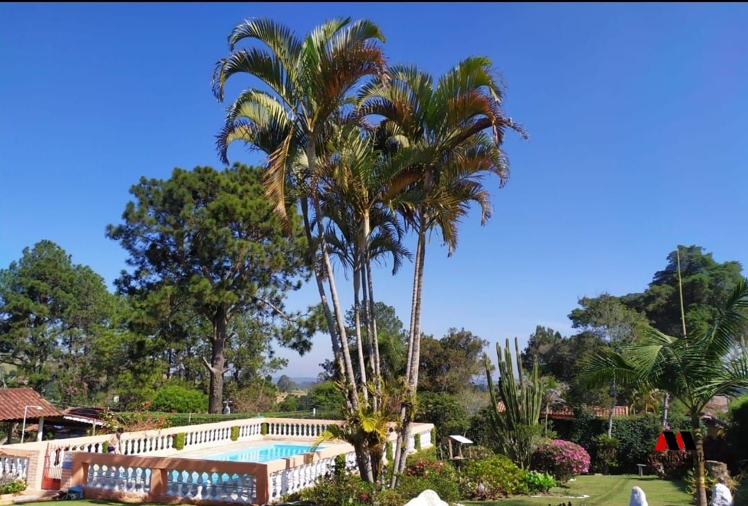 Chácara à venda com 8 quartos, 400m² - Foto 3